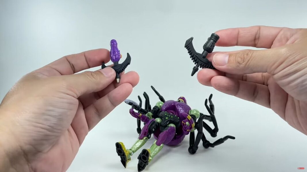 Transformers Legacy Predacon Tarantulas In Hand Image  (32 of 48)